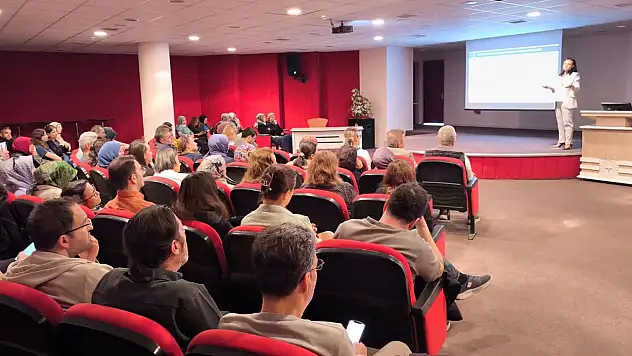 Sağlık personeline hukuki hakları anlatıldı