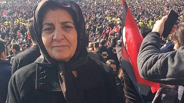 Sağlıklı olduğu halde 'Alzheimer' tanısı konulan kadından suç duyurusu