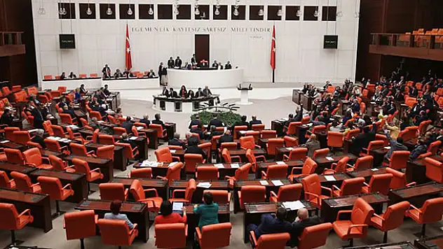 Sahaya yetkisiz giren kişilere hapis cezası
