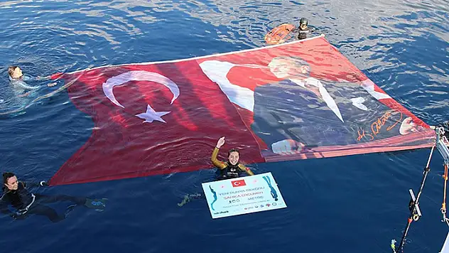 Şahika Ercümen'den dünya rekoru
