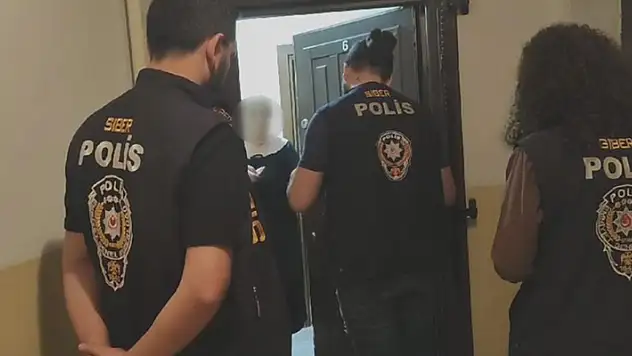Sahte araç kiralama sitesi dolandırıcılarına operasyon: 71 kişi gözaltında


