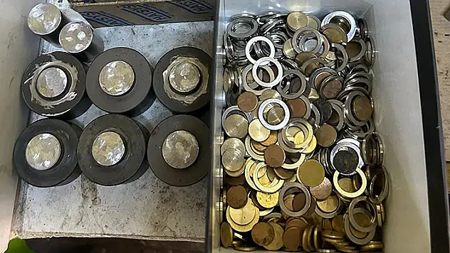 Sahte madeni avro basılan atölyeye baskın 6 gözaltı
