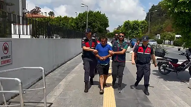 Sahte MİT görevlisini jandarma yakaladı

