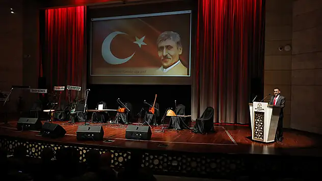 Şair Abdurrahim Karakoç vefatının 10. yılında Konya'da anıldı
