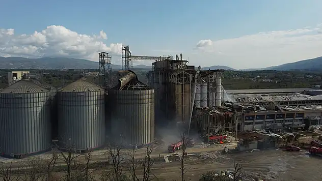 Sakarya'da makarna fabrikasındaki patlamaya ilişkin 6 şüpheli gözaltına alındı
