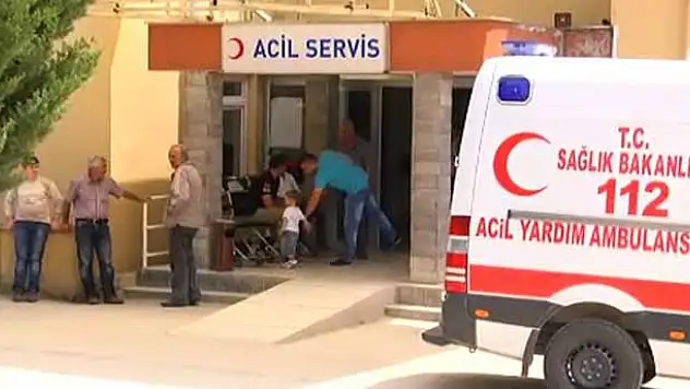 Sakarya'da otomobil ile tır çarpıştı: 4 ölü, 3 yaralı