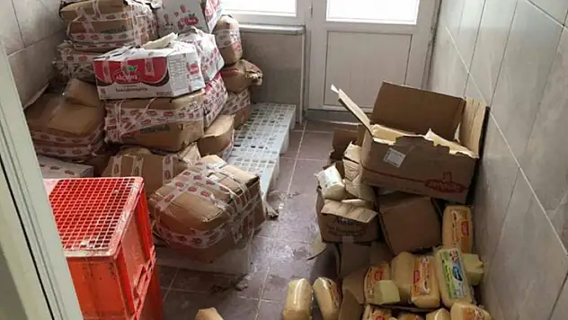 Sakarya'da 5 ton 'sahte' kaşar peyniri ele geçirildi
