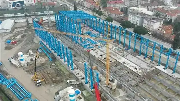 Sakarya'daki Türkiye'nin ilk hızlı tren fabrikasının yapımında yüzde 55 ilerleme sağlandı