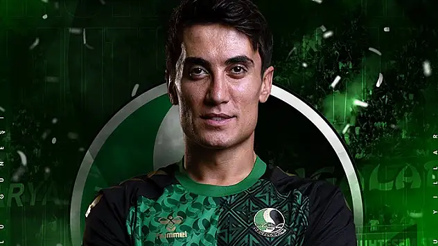 Sakaryaspor'da flaş ayrılıklar