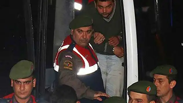 Saldırganın amcası: Soyadımızı değiştireceğiz