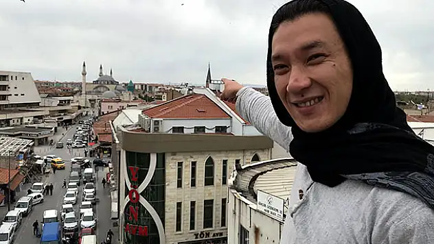 Salgın nedeniyle Türkiye'de kalan Kırgız seyyah halinden memnun