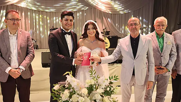 Salih Ecem dünya evine girdi