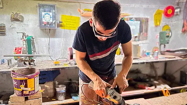 Şam Çeliği, usta ellerde sanat eserine dönüşüyor