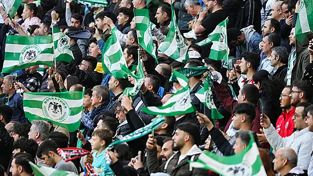 Sami Çelik'ten Konyaspor taraftarını coşturacak marş