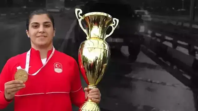 Şampiyon boksör Busenaz Sürmeneli'ye trafikte saldırı

