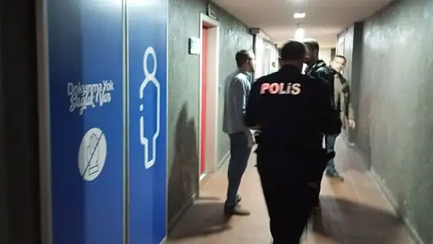 Samsun'da alışveriş merkezi tuvaletinde cansız beden bulundu
