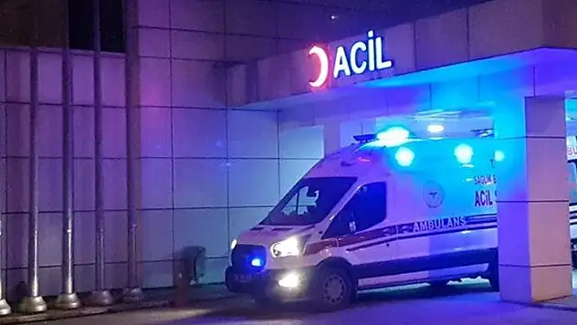Samsun'da bir kişi, silahla oynarken arkadaşını vurdu
