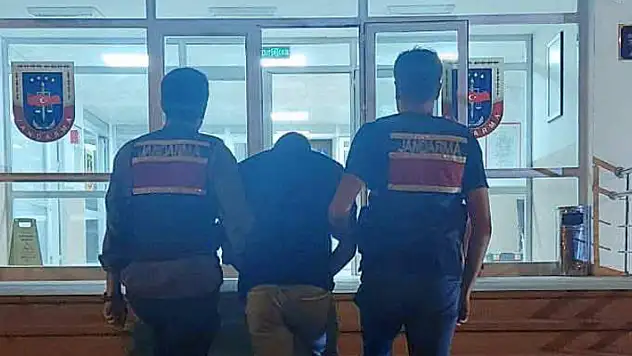 Samsun'da 'jandarma' olduğunu söyleyerek dolandıran şüpheli yakalandı

