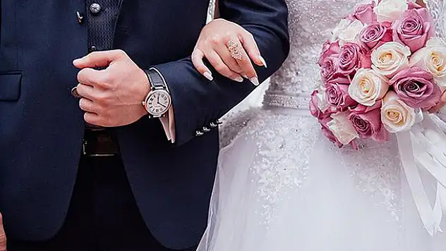 Samsun'da şoke eden olay! Gelin adayı hastanenin tuvaletinden kaçtı