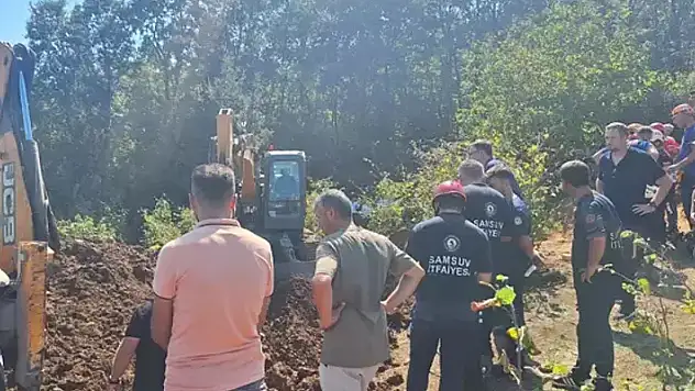 Samsun'da toprak kayması! İki işçi göçük altında
