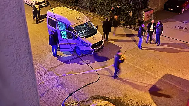 Samsun'da bir kadın, boşanma aşamasında olduğu erkek tarafından sokak ortasında öldürdü