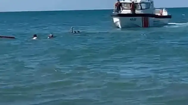 Samsun'da denizde akıntıya kapılan genç hayatını kaybetti