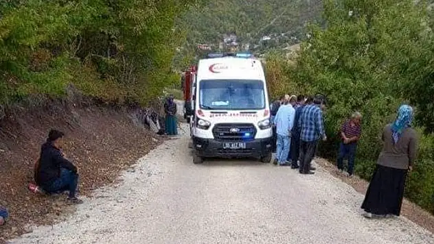 Samsun'da traktör devrildi: 2 ölü

