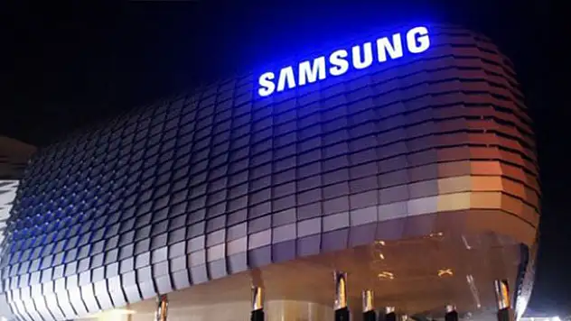 Samsung'dan beklenen habere ilk ipucu!