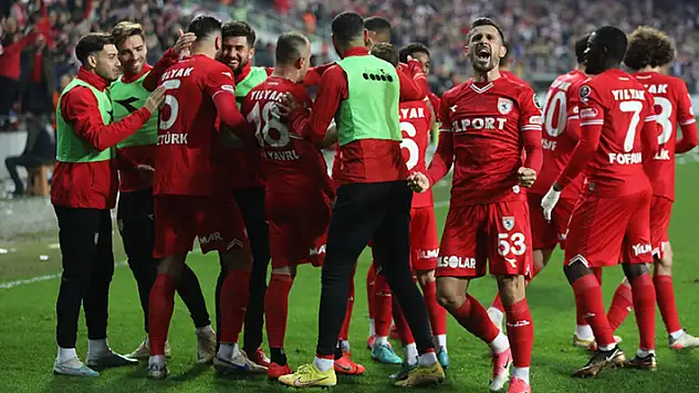 Samsunspor, 11 yıl sonra Süper Lig'de
