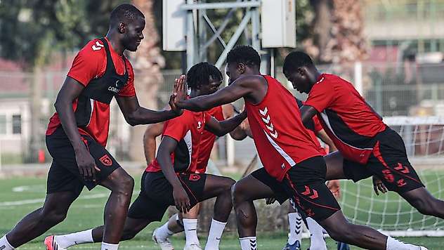 Samsunspor, Rize'ye 3 puan için gidiyor