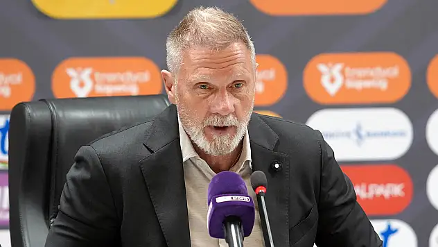 Samsunspor Teknik Direktörü Thorsten Fink: 'Ligdeki ilk 5 hedefi gerçekçi değil'