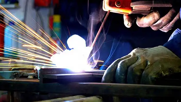 Sanayi üretim endeksi Ağustos'ta arttı