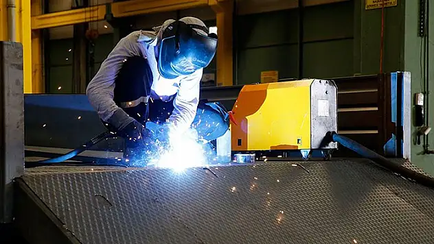 Sanayi üretim endeksi yüzde 40,7 yükseldi
