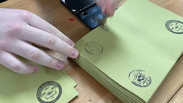 Sandık başında kalp krizi geçiren 3 kişi hayatını kaybetti
