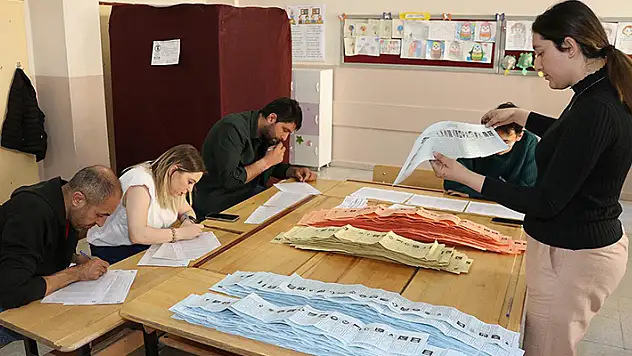 Sandıklar açıldı! Hangi parti ne kadar belediye kazandı? İşte rakamlar..
