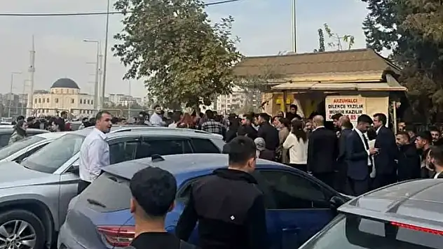 Şanlıurfa Adliyesi'nde patlama: Yaralılar var
