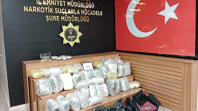 Şanlıurfa'da 48 kilo uyuşturucu ele geçirildi
