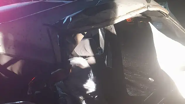 Şanlıurfa'da minibüs ile otomobil çarpıştı: 1 ölü, 3 yaralı
