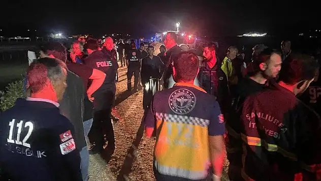 Şanlıurfa'da otomobil sulama kanalına düştü: 6 kişi aranıyor