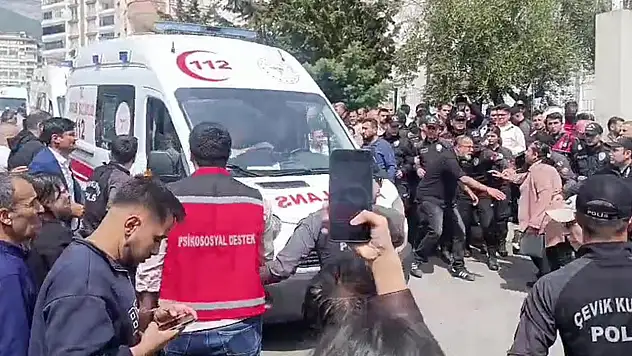 Şanlıurfa'nın ardından bu sefer de Kahramanmaraş'ta okula saldırı gerçekleşti