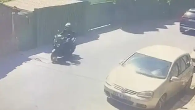 Saplantılı olduğu kadının eşinin aracına kurşun yağdırdı
