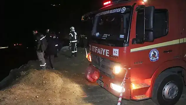 Şarampole uçan minibüsteki anne ile oğlunu ölüm ayırdı
