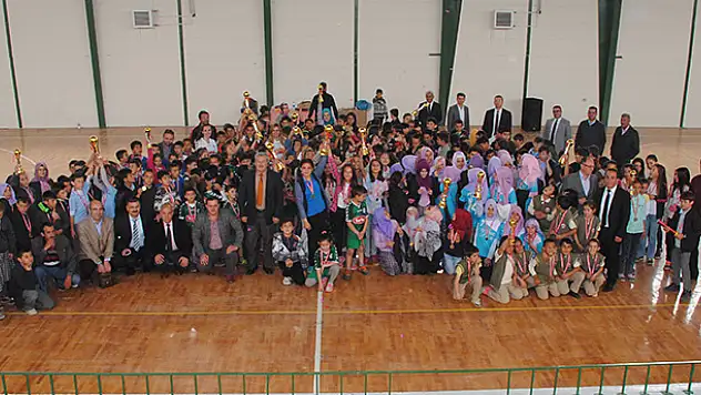 Sarayönü ' 3.Geleneksel Çocuk Oyunları Şenliği' sona erdi