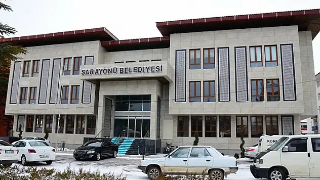 Sarayönü Belediyesi 10 adet araç ve ekipmanı ihale edecek
