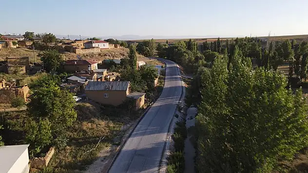 Sarayönü ilçesinde 47,8 kilometre daha mahalle yolu kazandırıldı
