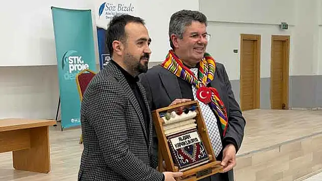 Sarayönü'nde Alişan Kapaklıkaya söyleşisi