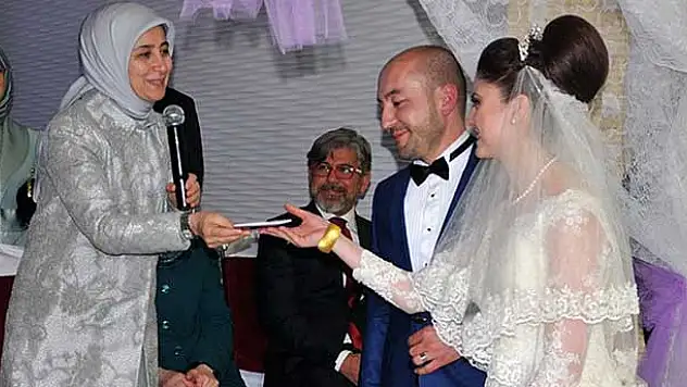 Sare Davutoğlu nikah şahidi oldu