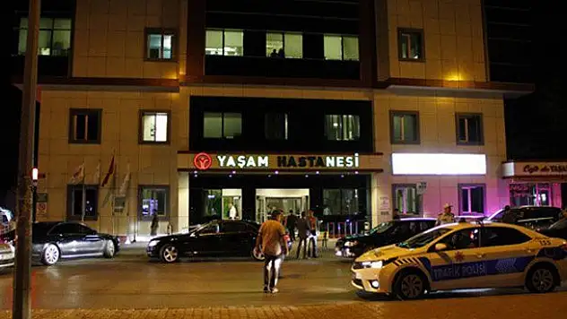 Sare Davutoğlu şehit eşinin doğumuna katıldı