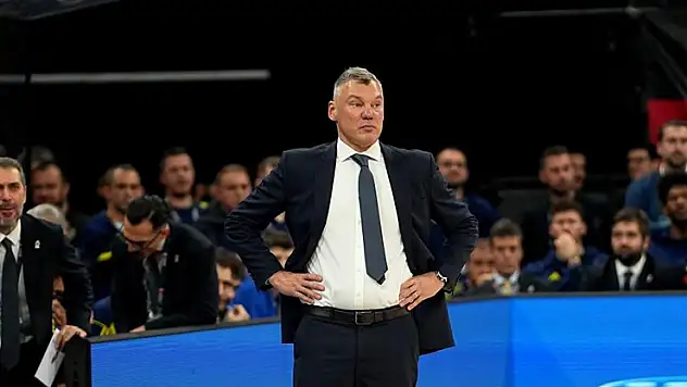 Sarunas Jasikevicius, 3 yıl daha Fenerbahçe'de