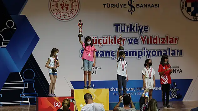 Satranççılar Konya'da terledi 